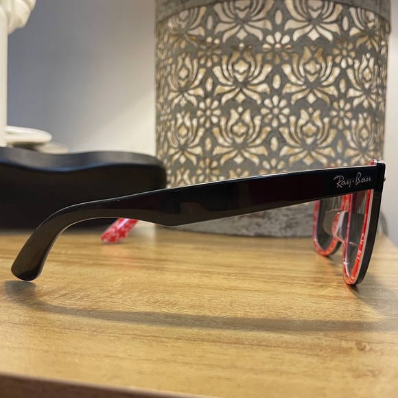 Ray-ban wayfarer sunglasses - Picture 5 of 11